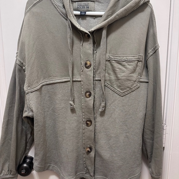 American Eagle hoodie! - Picture 1 of 4